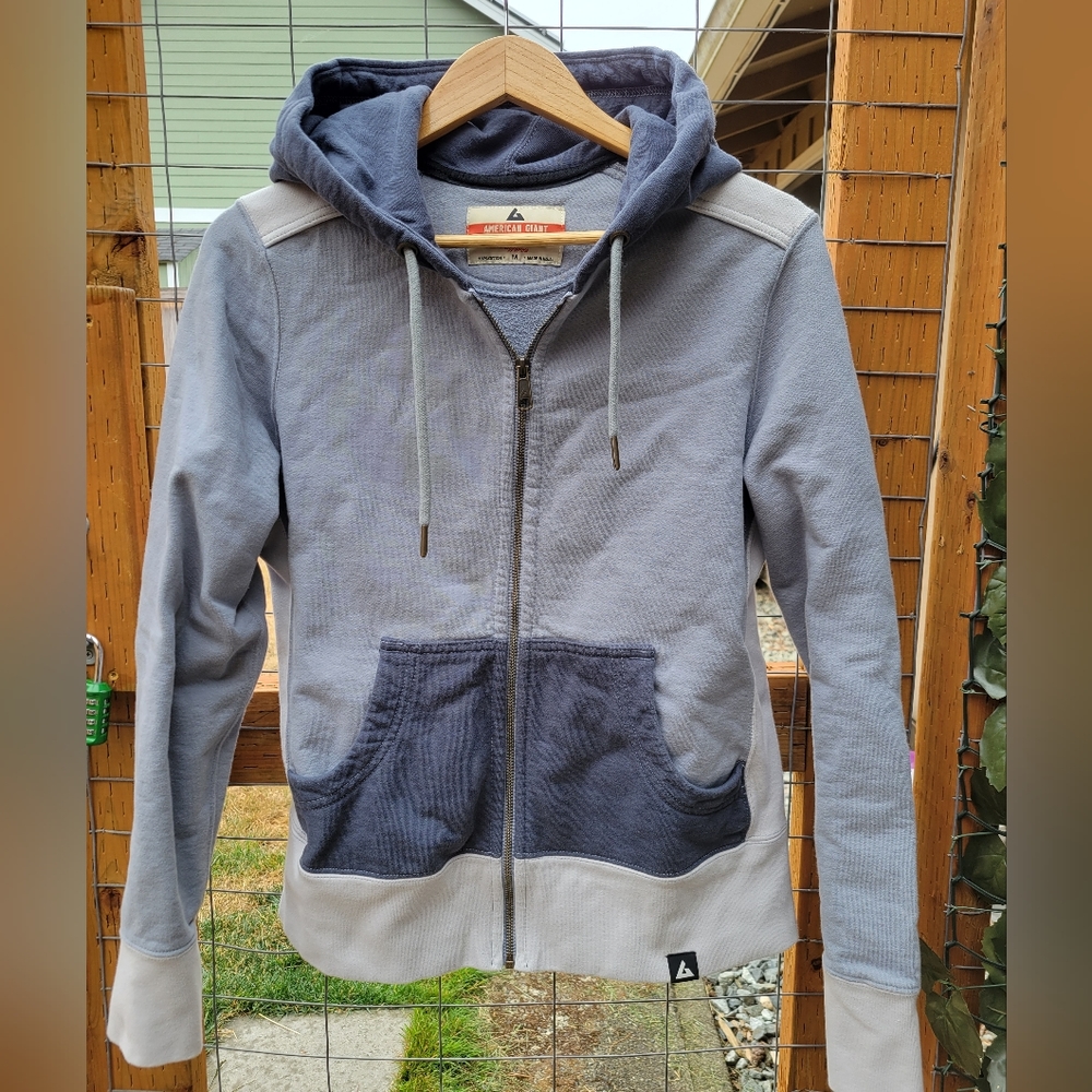 American Giant women premium full zip classic hoodie Medium Blue Grey rare color